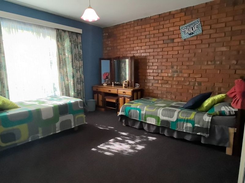 A rare opportunity to create something special in Wavecrest. - Photo 5