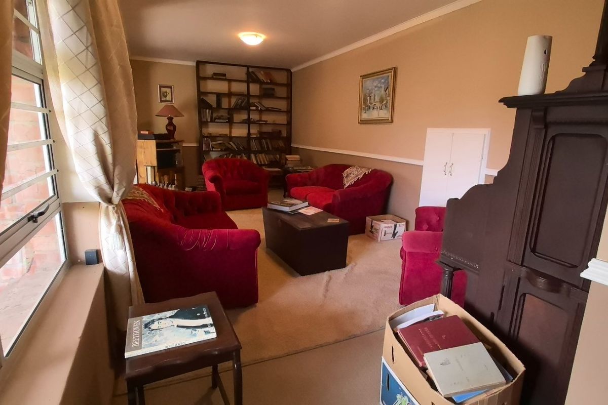 A rare opportunity to create something special in Wavecrest. - Photo 3