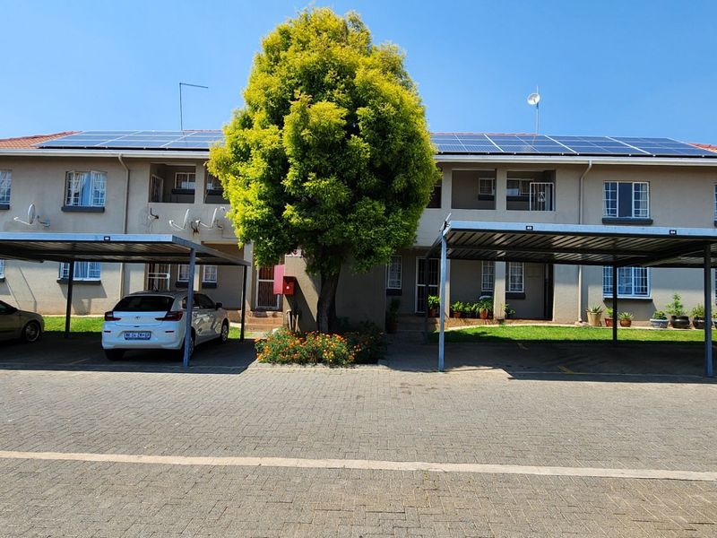 Comfortable 2-Bedroom Apartment in a Secure Edenglen Complex – Excellent Investment Opportunity - Photo 1