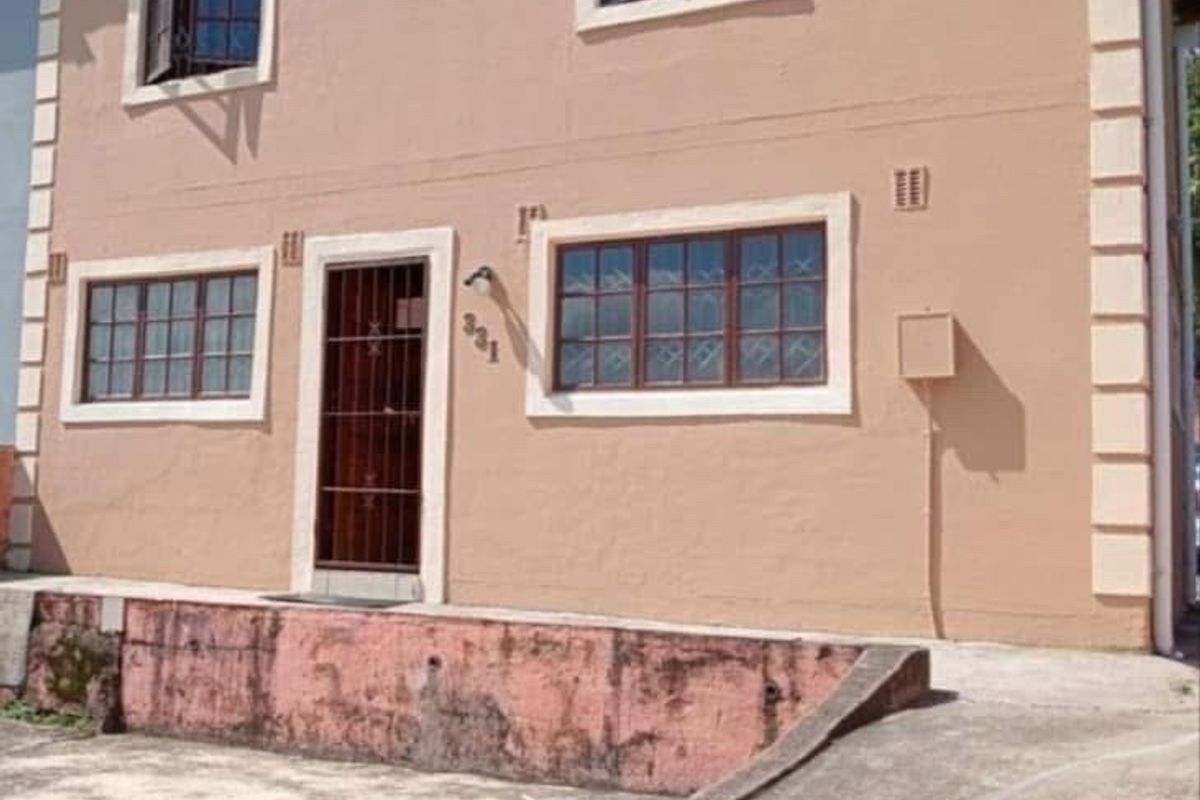 Duplex living at its Finest - Photo 3