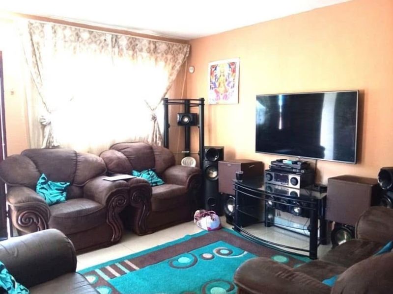 Duplex living at its Finest - Photo 6