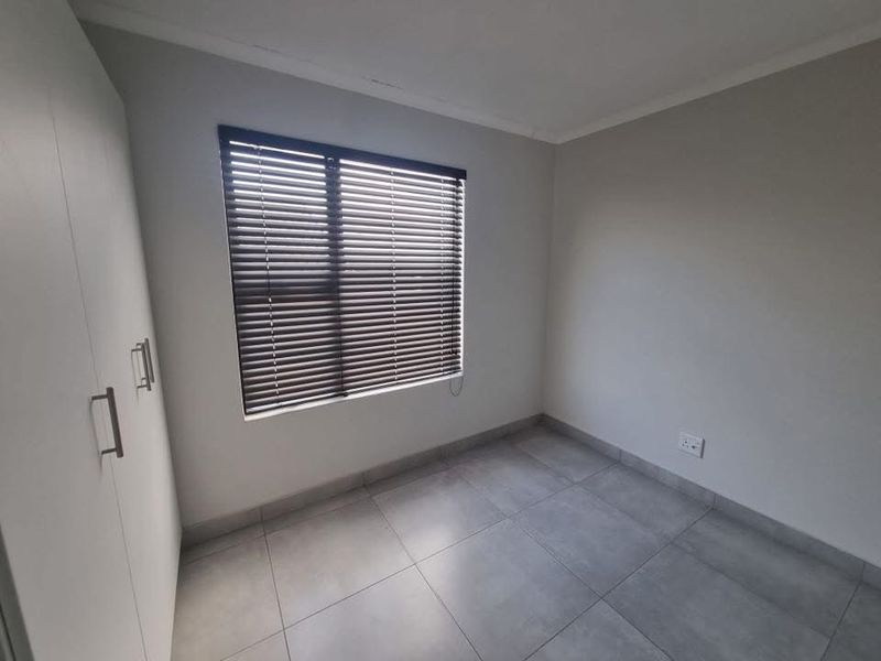 Modern living Meets Effortless Elegance!!! - Photo 9