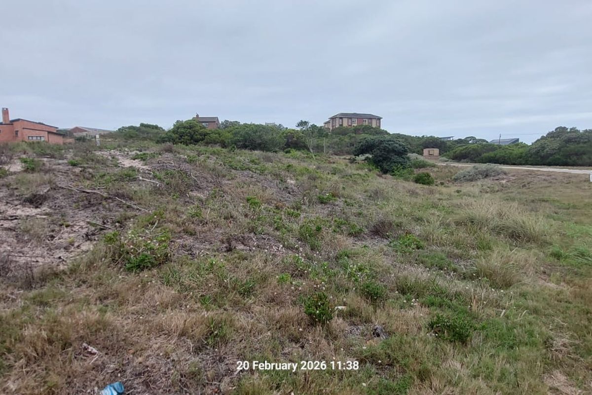 Exceptional Land For Sale in Paradise Beach  - Photo 4