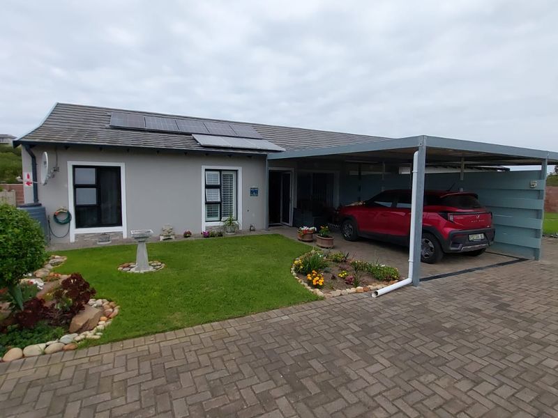 Well-maintained simplex unit in Paradise Beach  - Photo 4