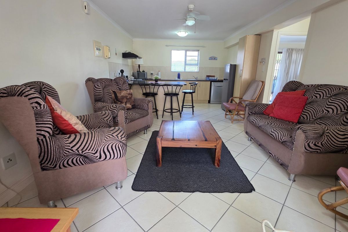 Beautiful Apartment... Ground Floor... Corner Unit... Close to Hartenbos Beach !!! - Photo 4