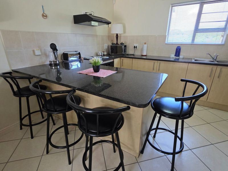Beautiful Apartment... Ground Floor... Corner Unit... Close to Hartenbos Beach !!! - Photo 7