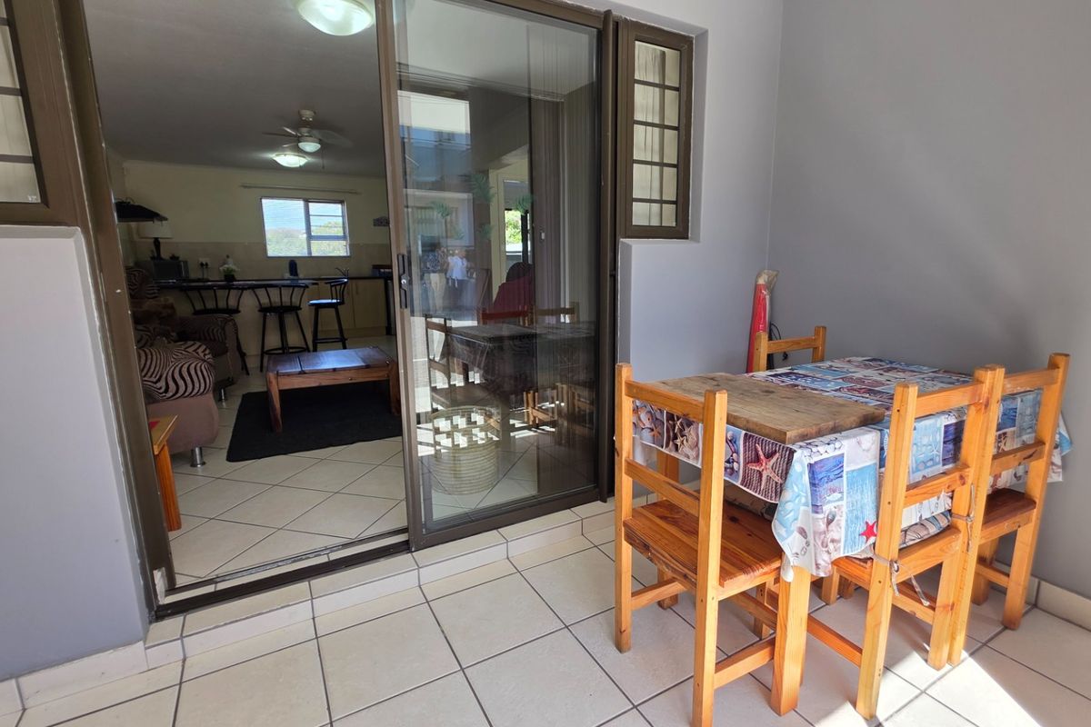 Beautiful Apartment... Ground Floor... Corner Unit... Close to Hartenbos Beach !!! - Photo 3