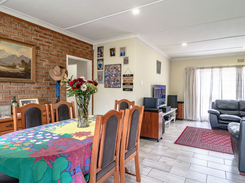 3 Bedroom House For Sale in Edenvale Central - Photo 7