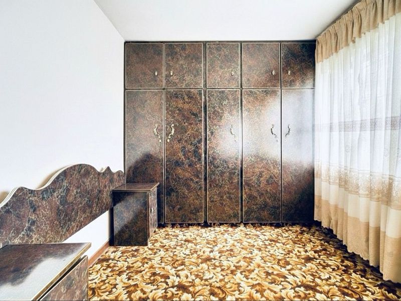 A Warm Embrace in the Heart of Umhlatuzana: 5-bedroom Family Home with Flatlet and Potential Income Generation - Photo 6