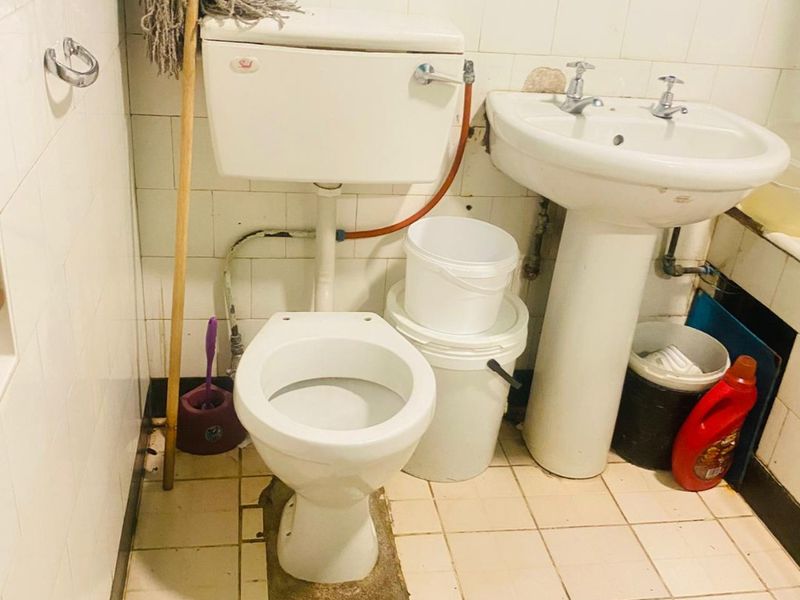 1 Bedroom, 1 Bathroom Apartment For Sale In Pinetown, Durban - Photo 6