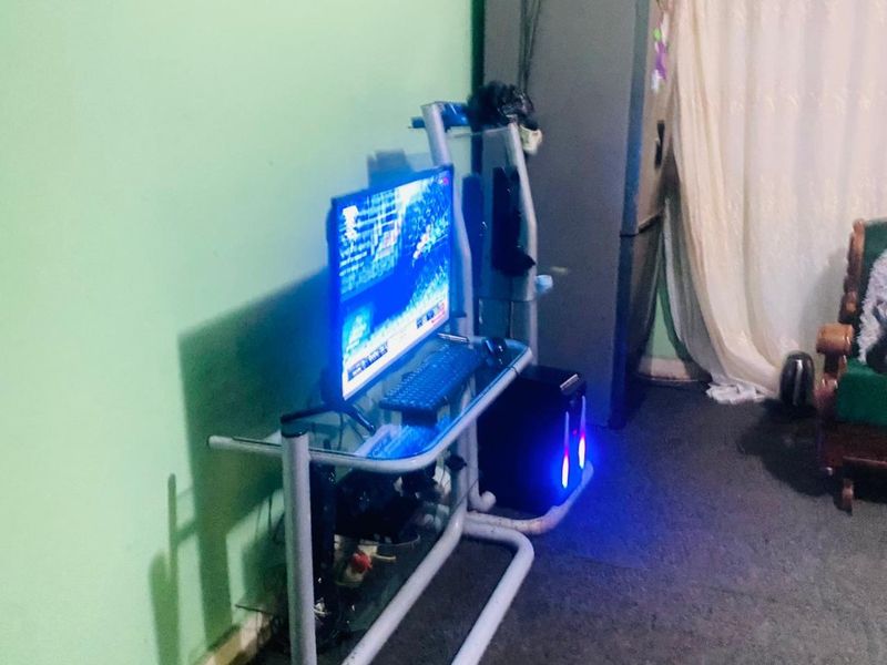 1 Bedroom, 1 Bathroom Apartment For Sale In Pinetown, Durban - Photo 3