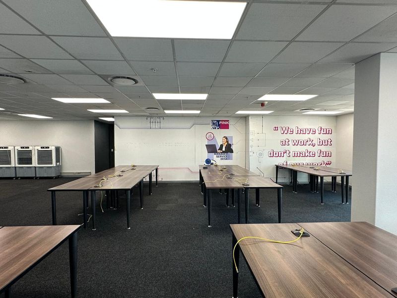 Open Plan Office to let at 150 Rivonia Road, Sandton - Photo 10