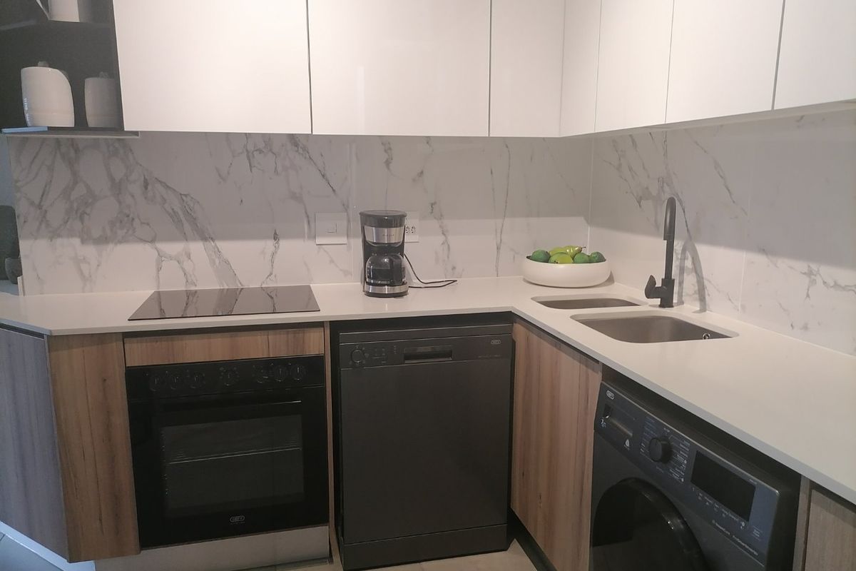 1 Bedroom Apartment to Let in Waterfall - Photo 4