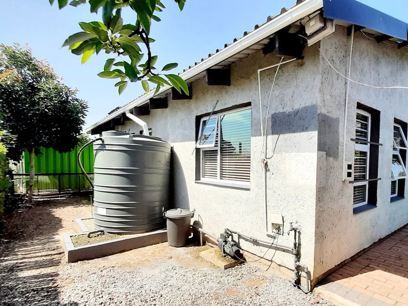 Neat as a pin gem in Blanco - Photo 5