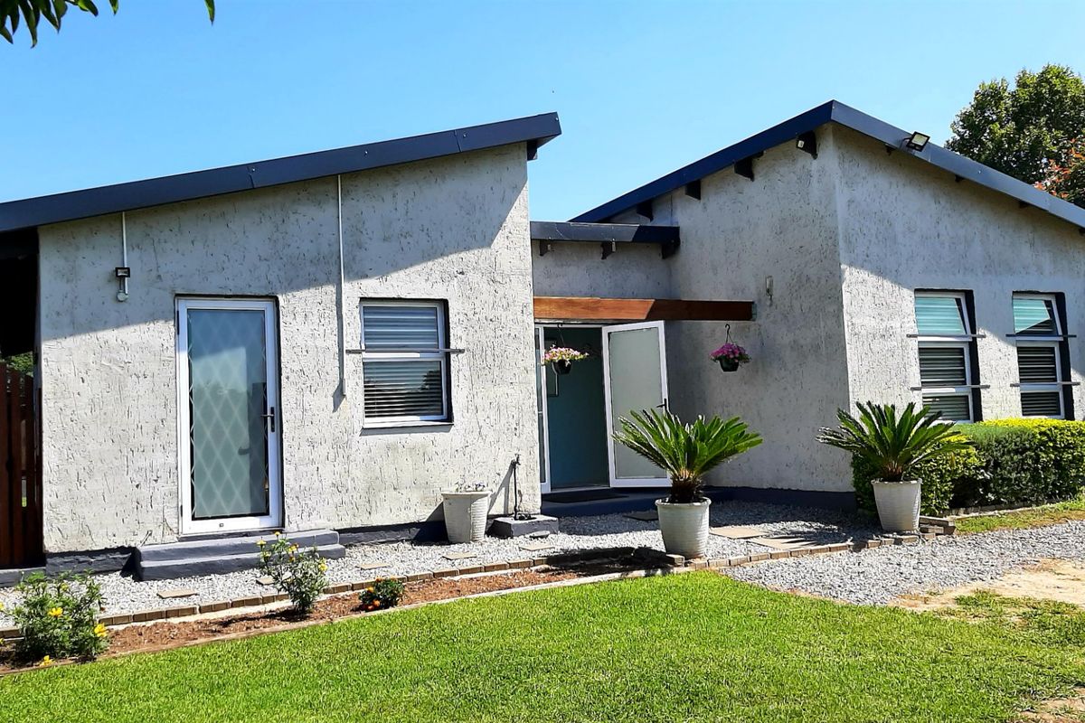 Neat as a pin gem in Blanco - Photo 2