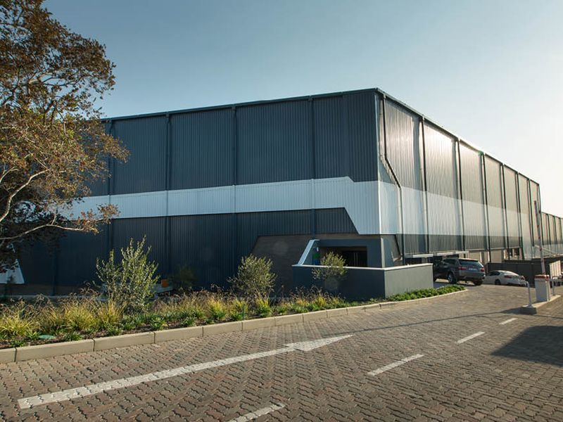 A- Grade Industrial Warehouse facility to let in Midway Park, Midrand  - Photo 3