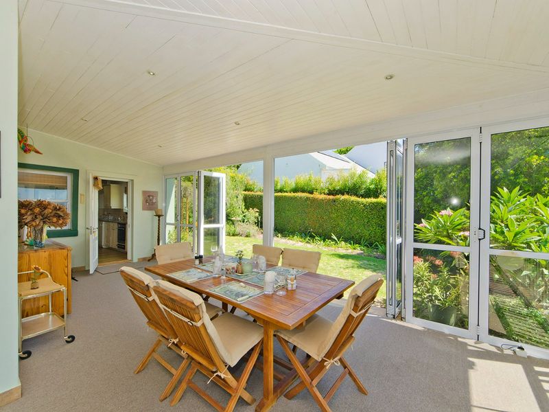 Classic Belvidere home with views over the lagoon... - Photo 10