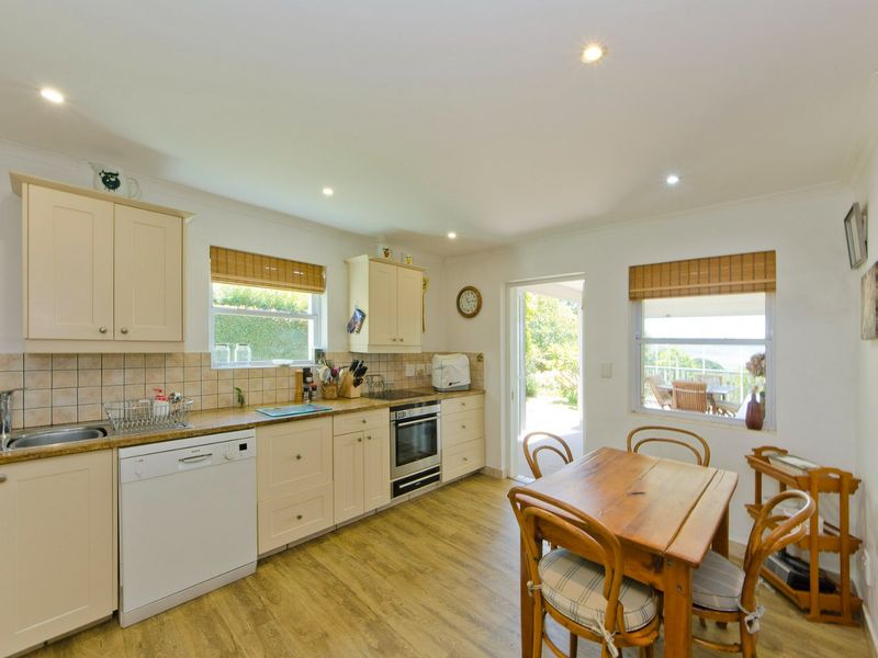 Classic Belvidere home with views over the lagoon... - Photo 7