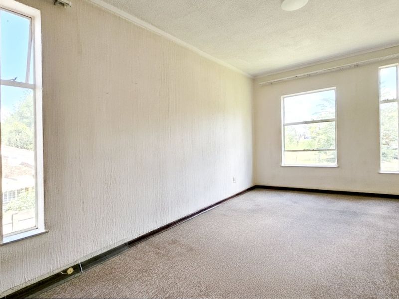 First Floor Apartment in Three Rivers Proper - Photo 9