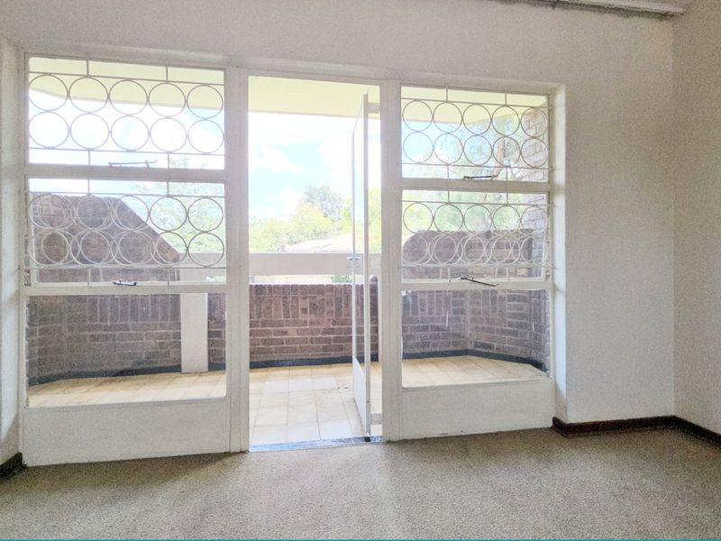 First Floor Apartment in Three Rivers Proper - Photo 2