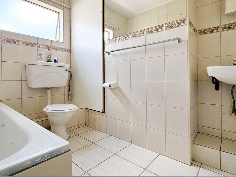 First Floor Apartment in Three Rivers Proper - Photo 3