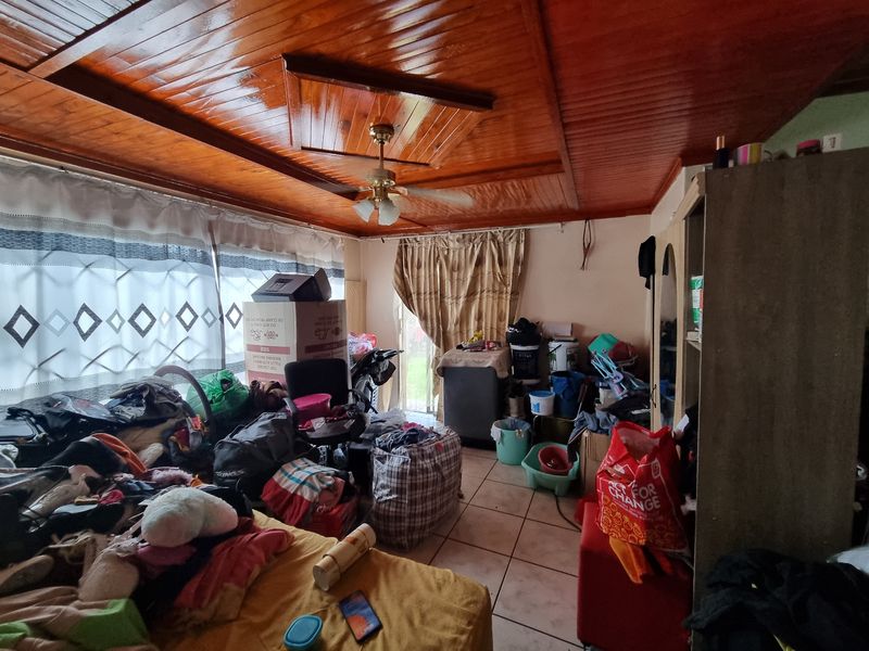 Investment Property: 11 Fully Occupied Rental Rooms Generating ±R12,000 rental Income - Photo 10