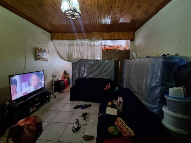 Investment Property: 11 Fully Occupied Rental Rooms Generating ±R12,000 rental Income - Photo 7