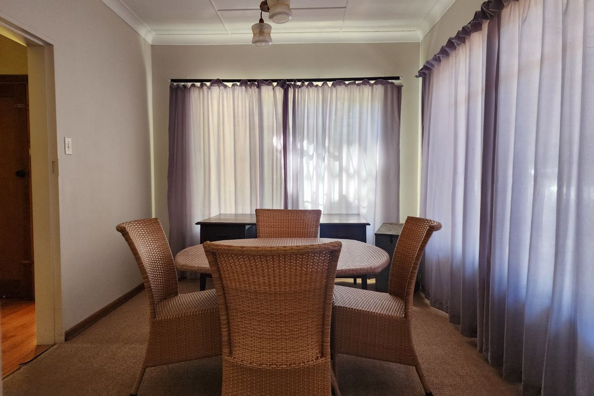 3 BEDROOM HOUSE WITH FLATLET IN STILFONTEIN - Photo 5