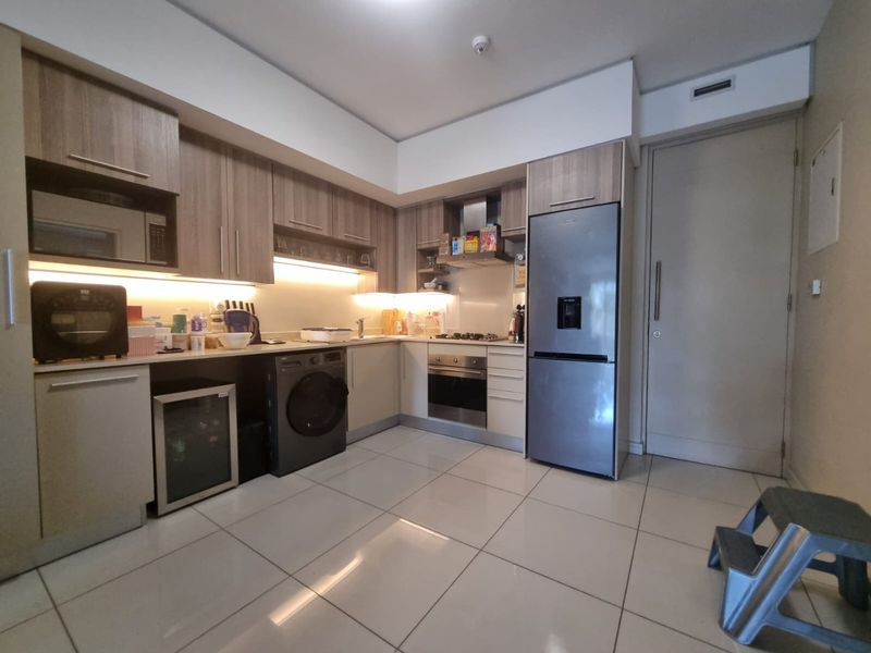 2 Bedroom Apartment To Rent  - Photo 2