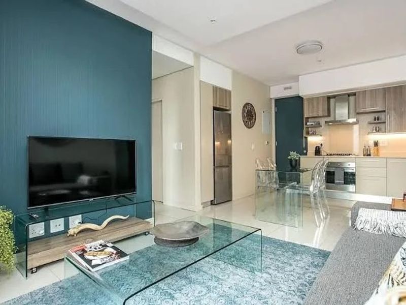 2 Bedroom Apartment To Rent  - Photo 9