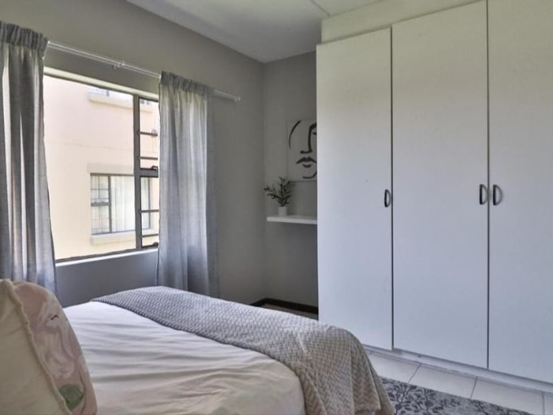 All costs included Affordable 2-Bedroom Apartment in Secure Sparrow Hawk Estate – Germiston - Photo 2