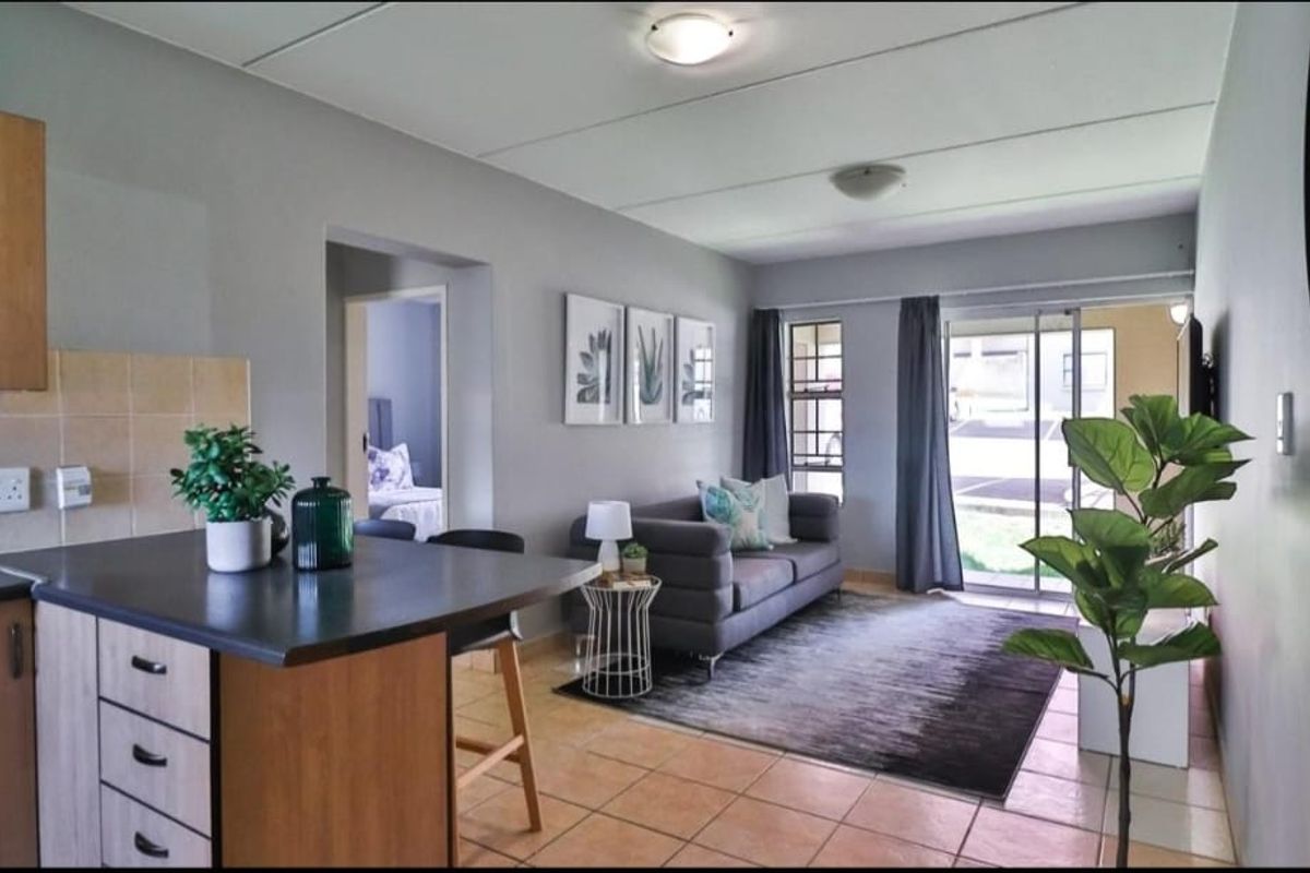 All costs included Affordable 2-Bedroom Apartment in Secure Sparrow Hawk Estate – Germiston - Photo 5