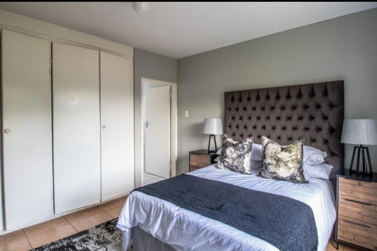 All costs included Spacious 3-Bedroom Apartment for Sale – The Waterfront, Primrose - Photo 4