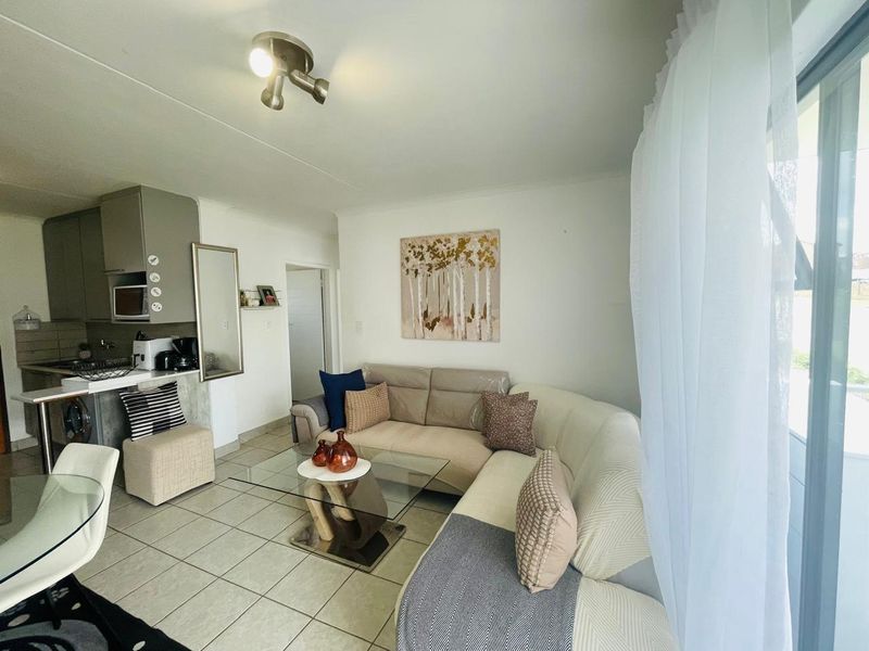 Modern 2-Bedroom First Floor Apartment | Crescent Glades Estate - Photo 8