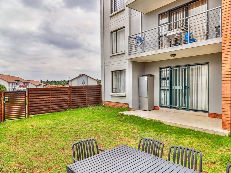 Contemporary 4-Bedroom Ground Floor Living in Prelude, Crescent Glades - Photo 2