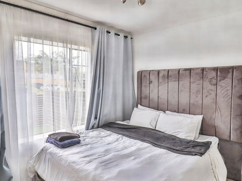 Contemporary 4-Bedroom Ground Floor Living in Prelude, Crescent Glades - Photo 10