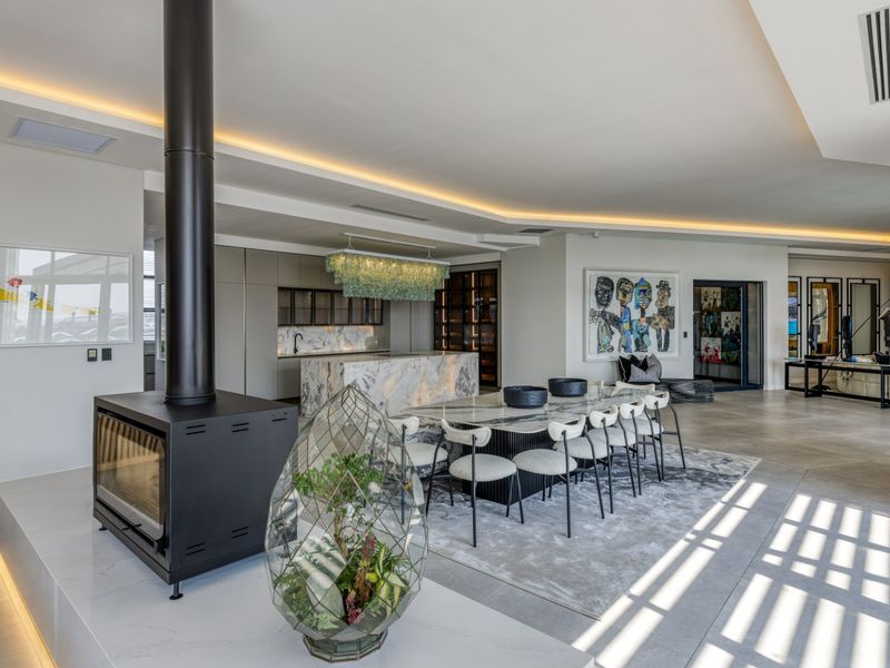 Exclusive Signature 6-Bedroom Penthouse with Lagoon Views - Photo 10