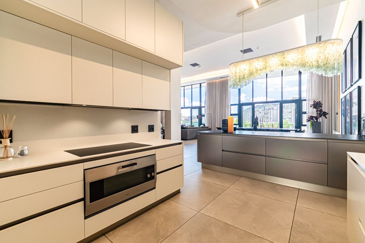 Exclusive Signature 6-Bedroom Villa with Lagoon Views - Photo 4