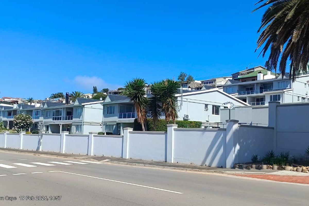 Ocean Views. Prime Location. Fully Furnished. Secure Living at Its Best. - Photo 2