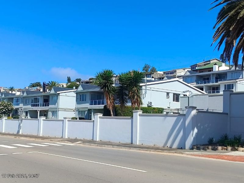 Ocean Views. Prime Location. Fully Furnished. Secure Living at Its Best. - Photo 2