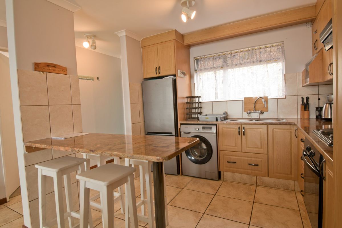 Ocean Views. Prime Location. Fully Furnished. Secure Living at Its Best. - Photo 4