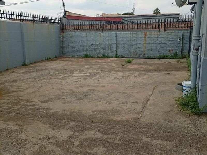 Investment Property -House For Sale  - Photo 9