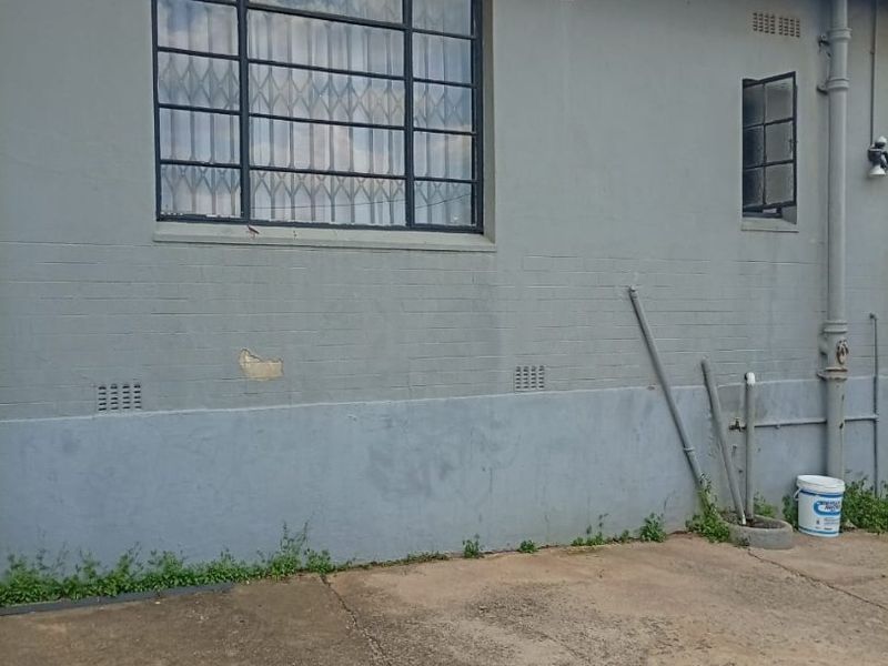 Investment Property -House For Sale  - Photo 1