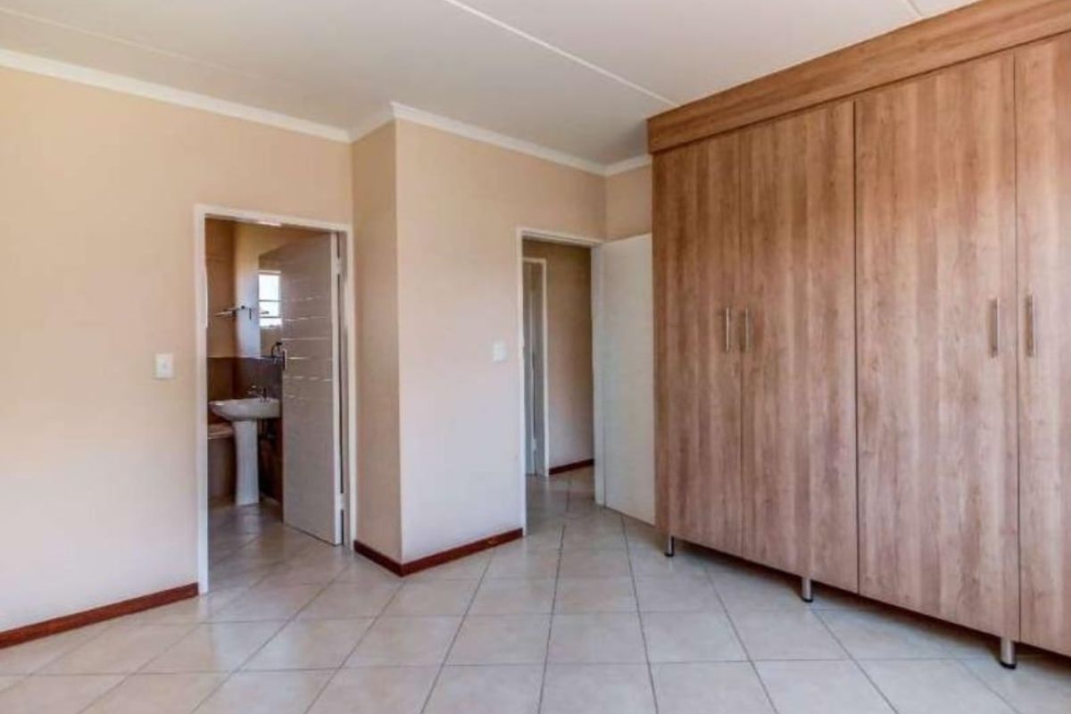 All costs included Apartment for Sale – Minuet Complex, Midrand - Photo 3