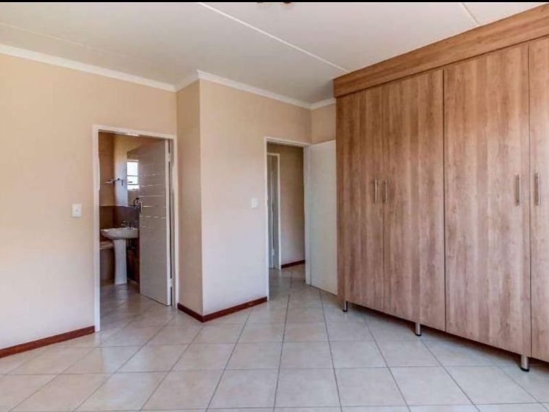 All costs included Apartment for Sale – Minuet Complex, Midrand - Photo 3