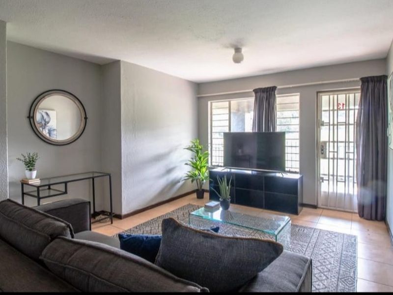 All costs included Spacious 3-Bedroom Apartment for Sale – The Waterfront, Primrose - Photo 3