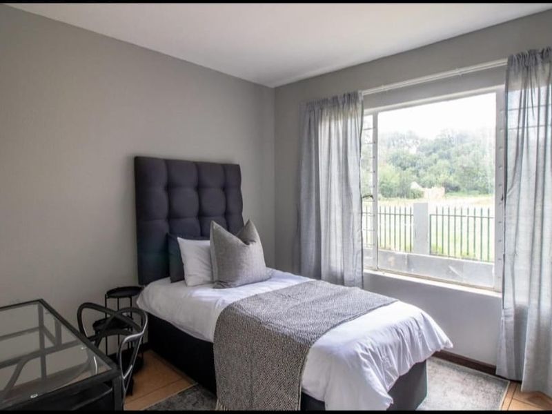 All costs included Spacious 3-Bedroom Apartment for Sale – The Waterfront, Primrose - Photo 2