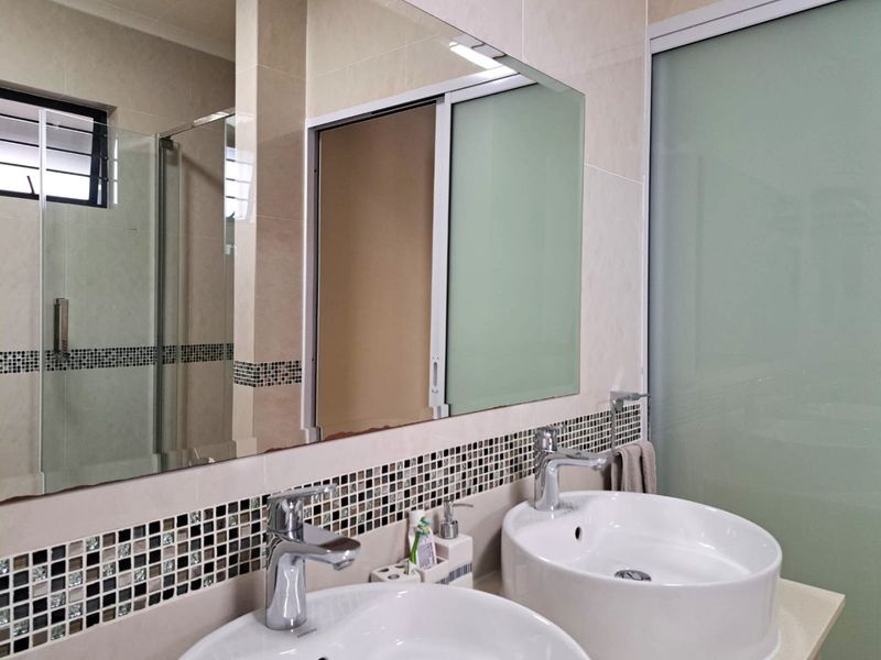 Spacious 3-Bedroom First-Floor Apartment | 116m2 - Photo 7