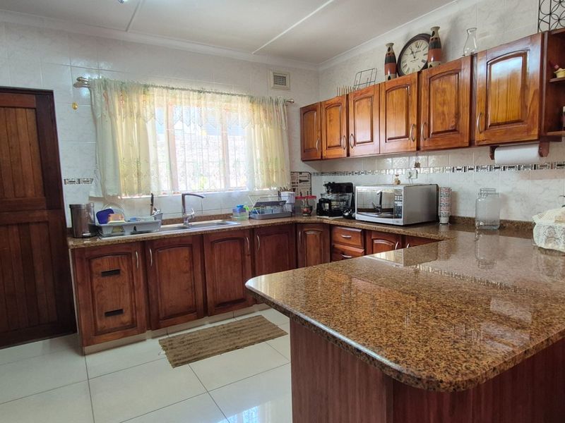 Family Retreat  - Photo 5