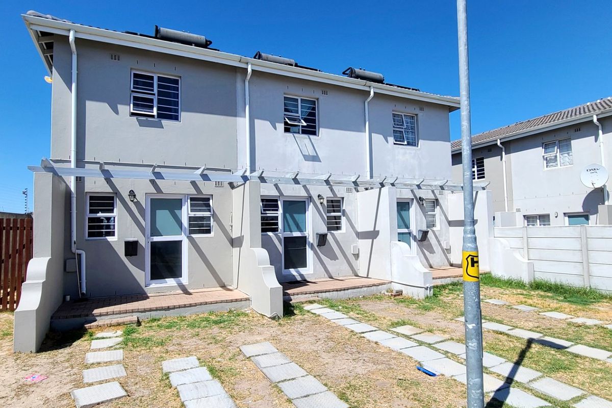 Safe and Secure Living...  - Photo 2